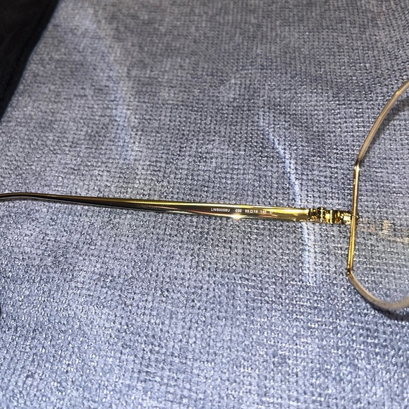 Loewe - Picture 5 of 9